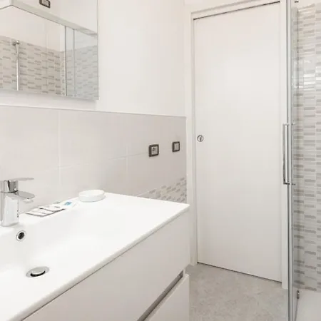 Italianway - Leonardo Da Vinci 135 * Udine