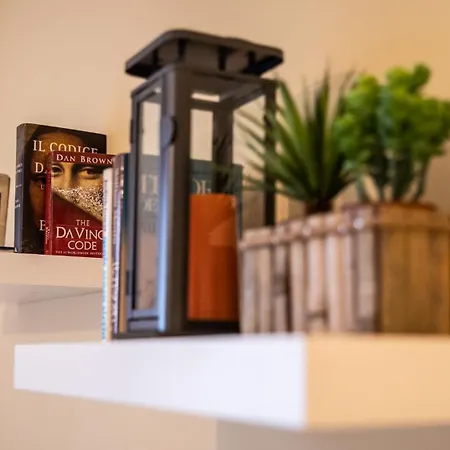 Italianway - Leonardo Da Vinci 135 Apartament *