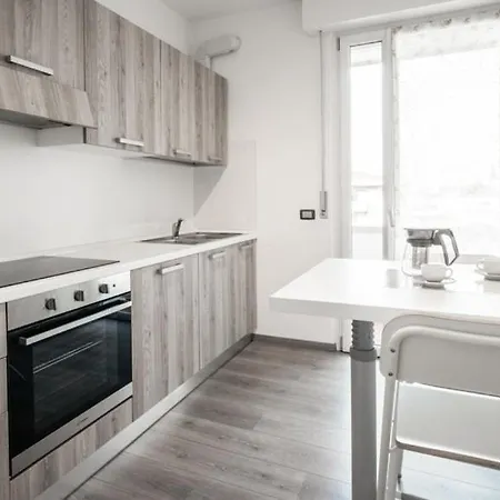 Apartment Leonardo Da Vinci 135 *